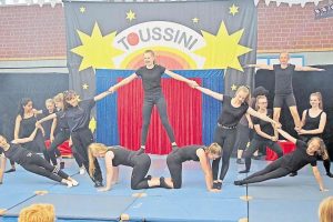 Bild 1 Zirkus 2019
